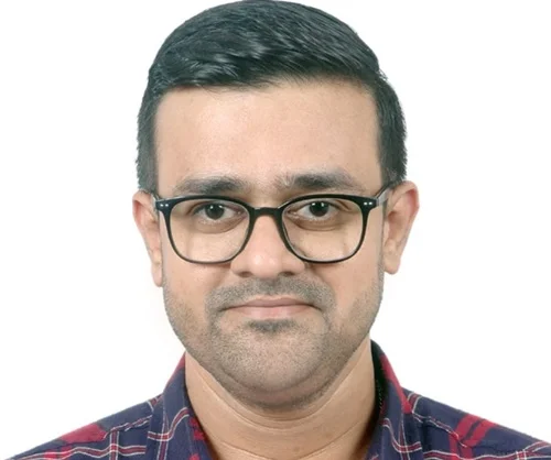 about Sparkling Smiles Dental Clinic